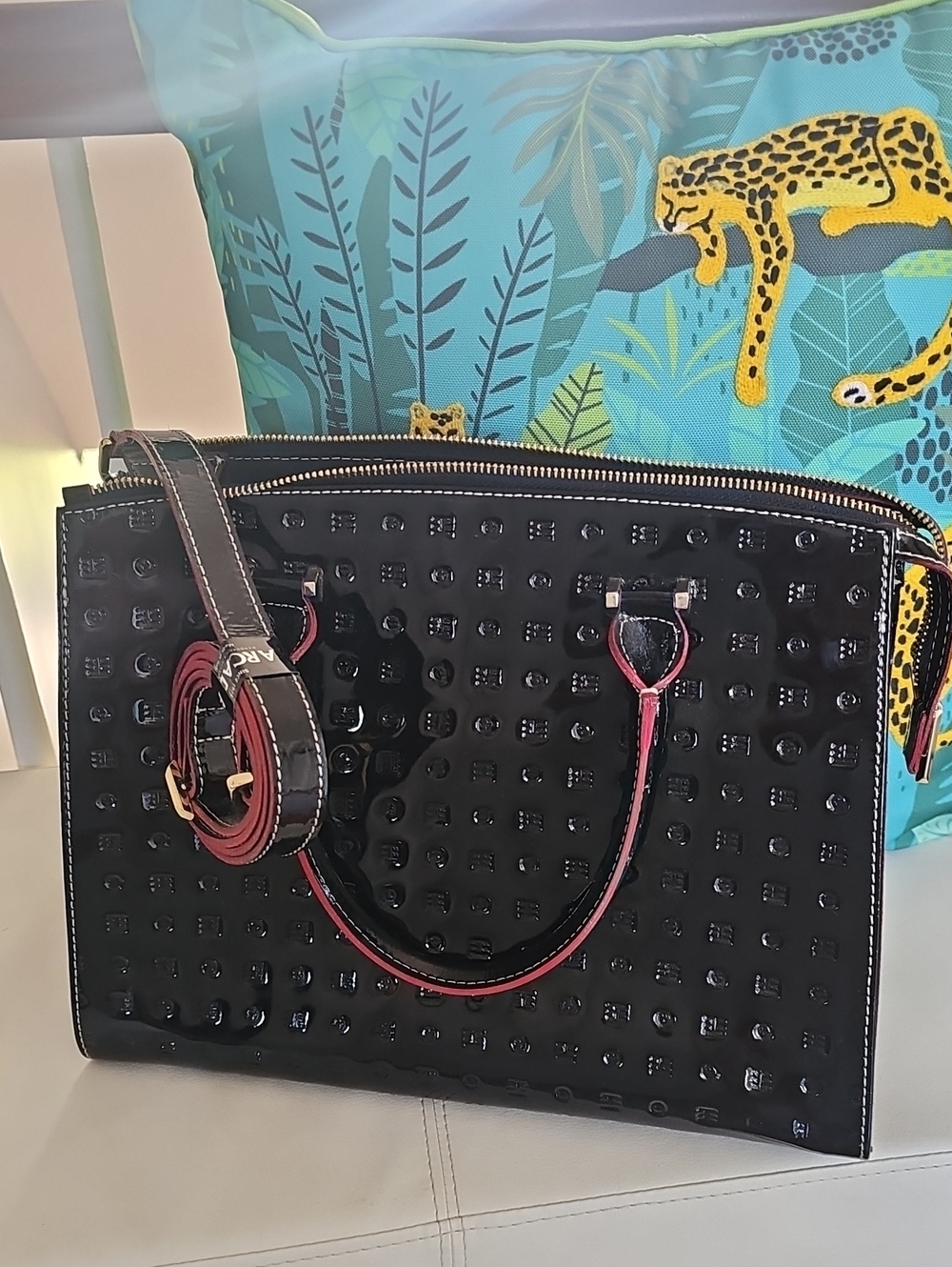 Nwt ****ARCADIA Black Patent Leather Embossed Tote Satchel Made in Italy
